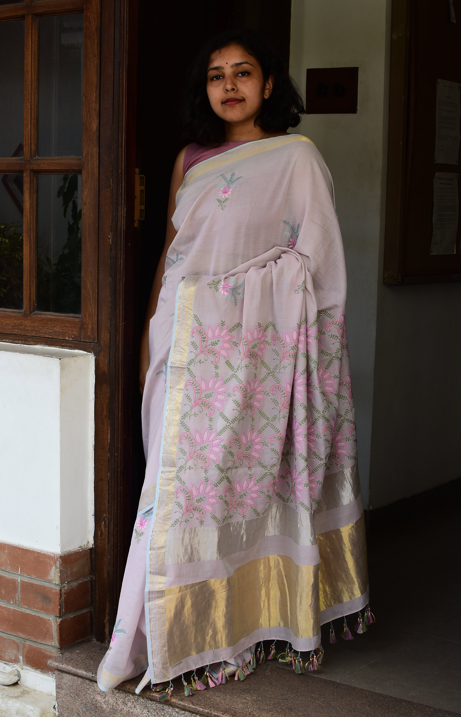 Lavender Purple, Handwoven Organic Cotton, Plain Weave , Hand Embroidery, Occasion Wear, Jari, Chikankari Saree